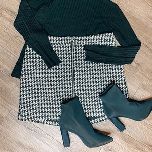 NEW! Zipper Tweed Skirt